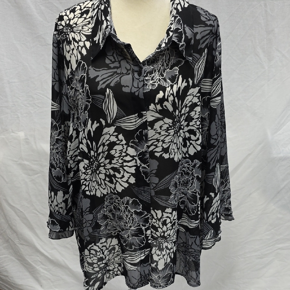 White Stag Black and White Floral Blouse